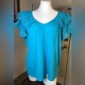 Flutter sleeve top